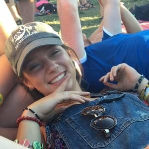 Meet your Posher, Gillian